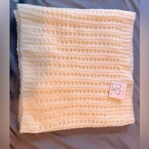 Cream Knit Infiniti Neck Scarf